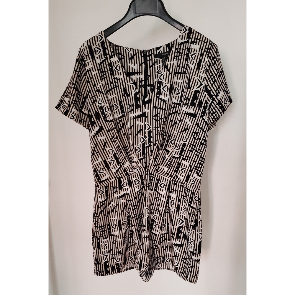 Geometric print romper